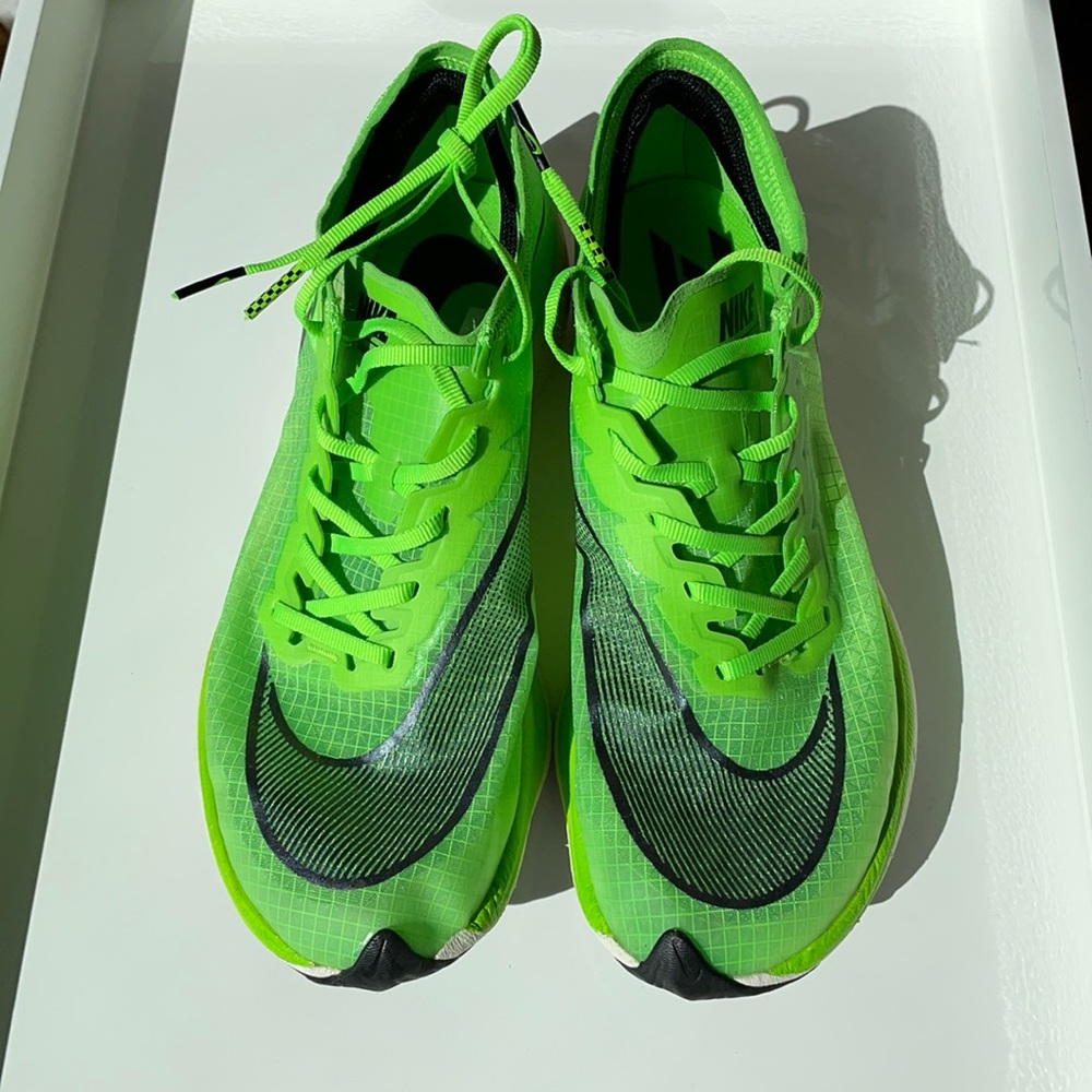 Nike ZoomX Vaporfly NEXT% green size 7 /8.5
